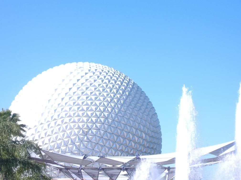 Disney08015.jpg