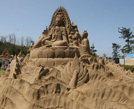 γλυπτό στην άμμο από την Κίνα