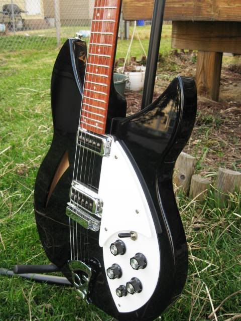 newguitars018.jpg