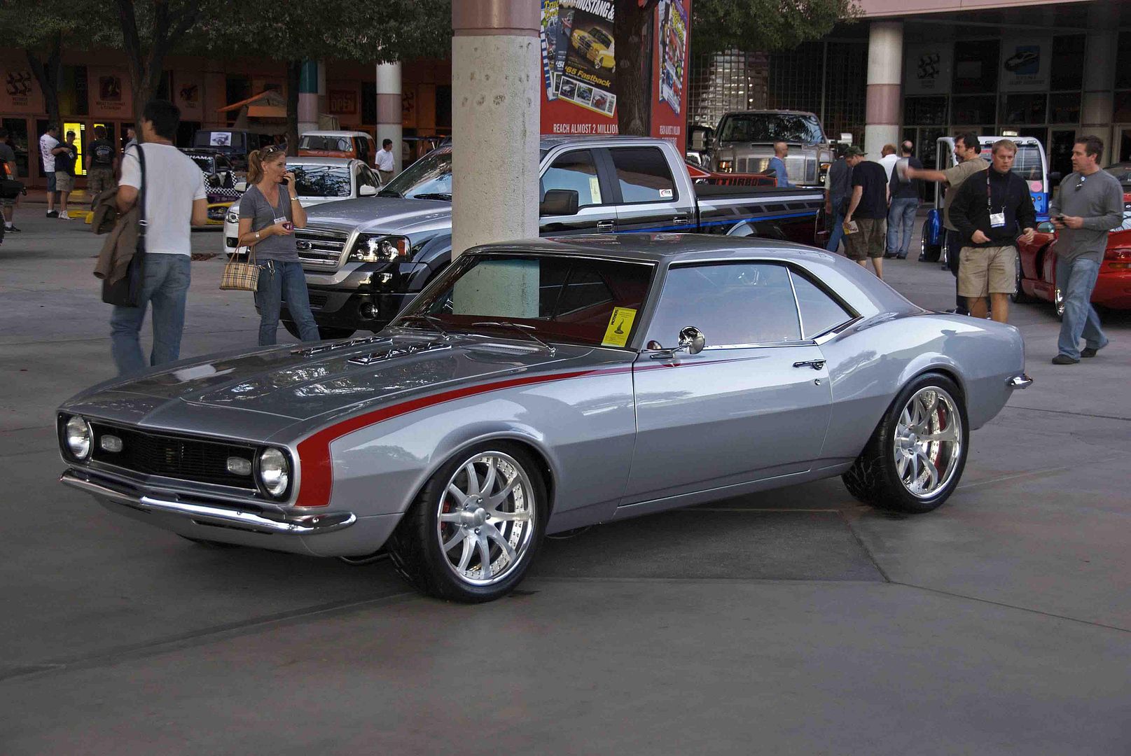 Camaro_SEMA2.jpg