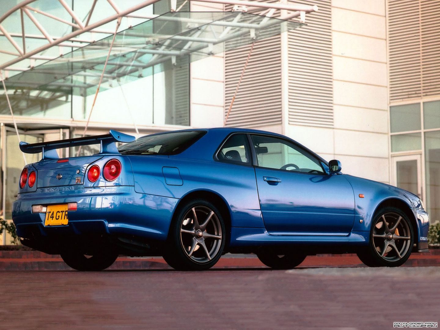 autowpru_nissan_skyline_gt-r_v-spec.jpg