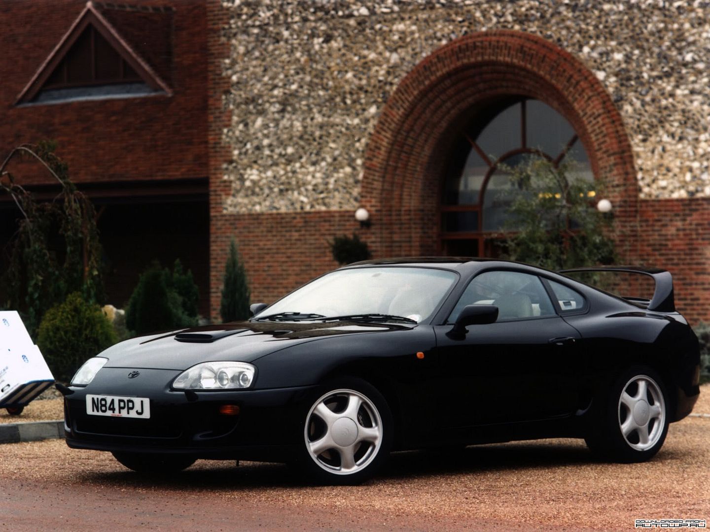 autowpru_toyota_supra_uk-spec_1.jpg