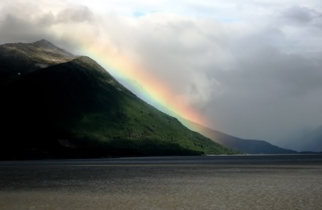 IMAGE: http://i278.photobucket.com/albums/kk119/g8trgr8t/Alaska/IMG_4998a.jpg