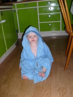 Sem in zijn badjas :D