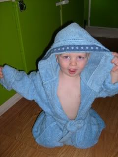 Sem in zijn badjas :D