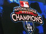 GameoneNLDSwin034.jpg Sign image by xoxrussell