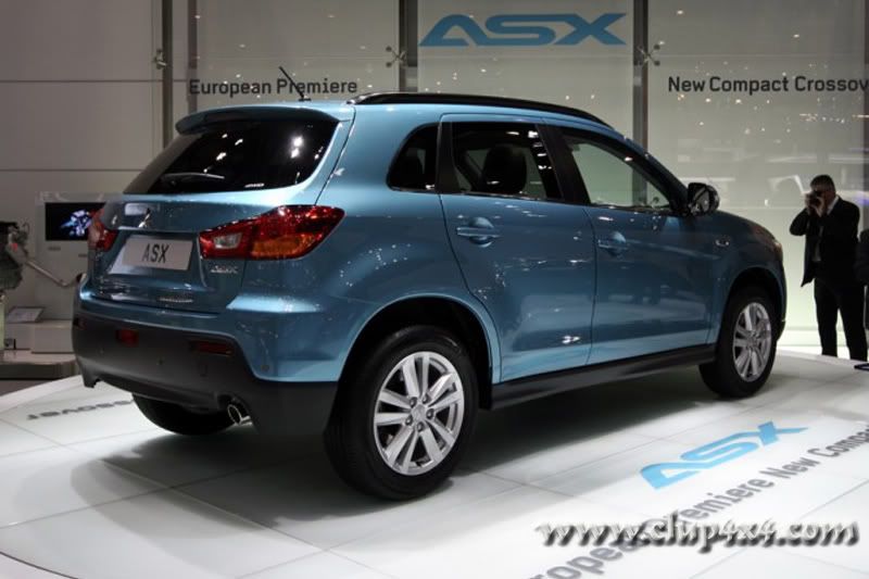 2010Mitsubishi-ASX3.jpg