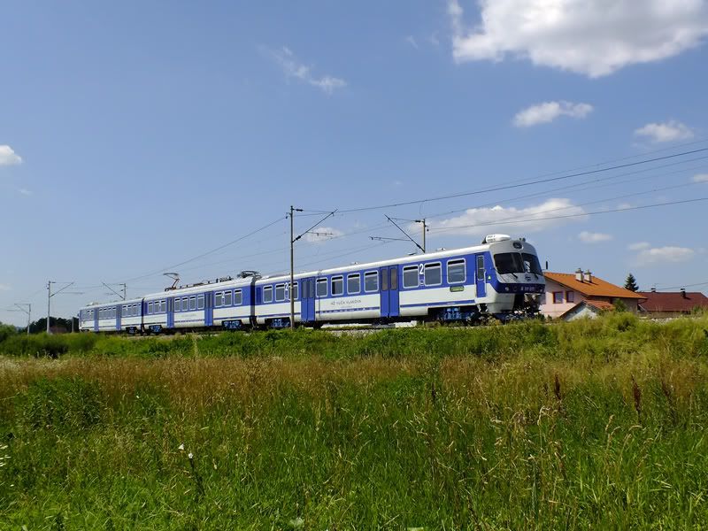 6111015-2.jpg