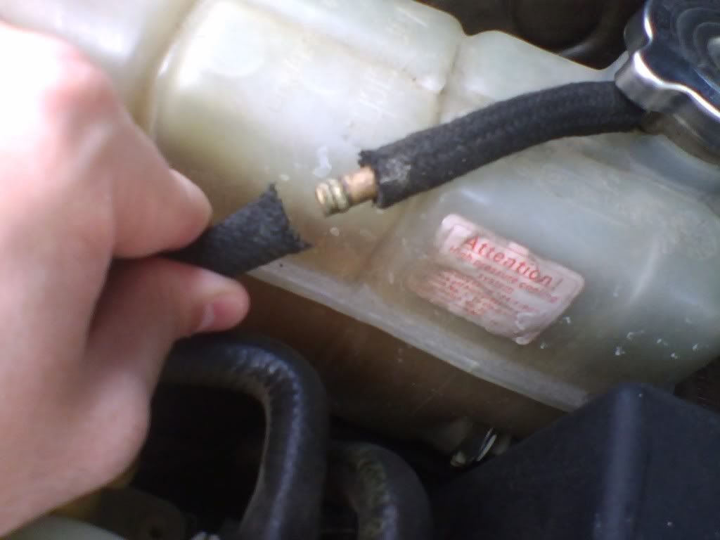 Need help!! Expansion Tank Lower radiator hose busted! MercedesBenz