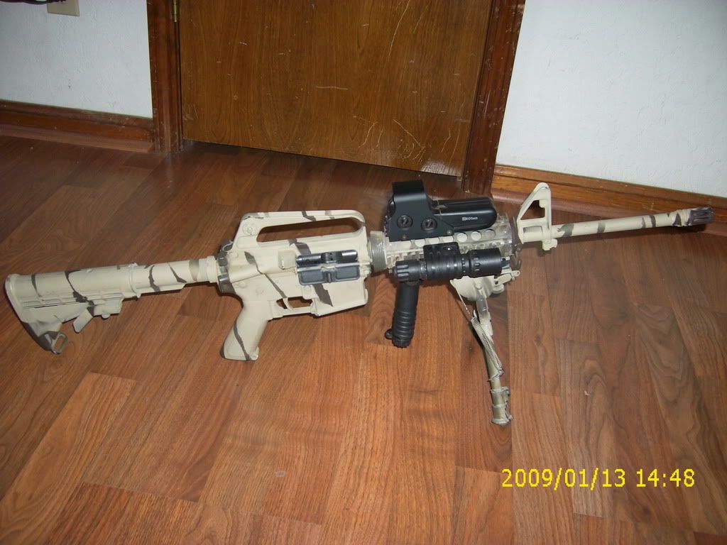 Pic request red dot mounted on handguard rail with carry handle