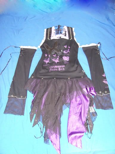 Off brand outfit